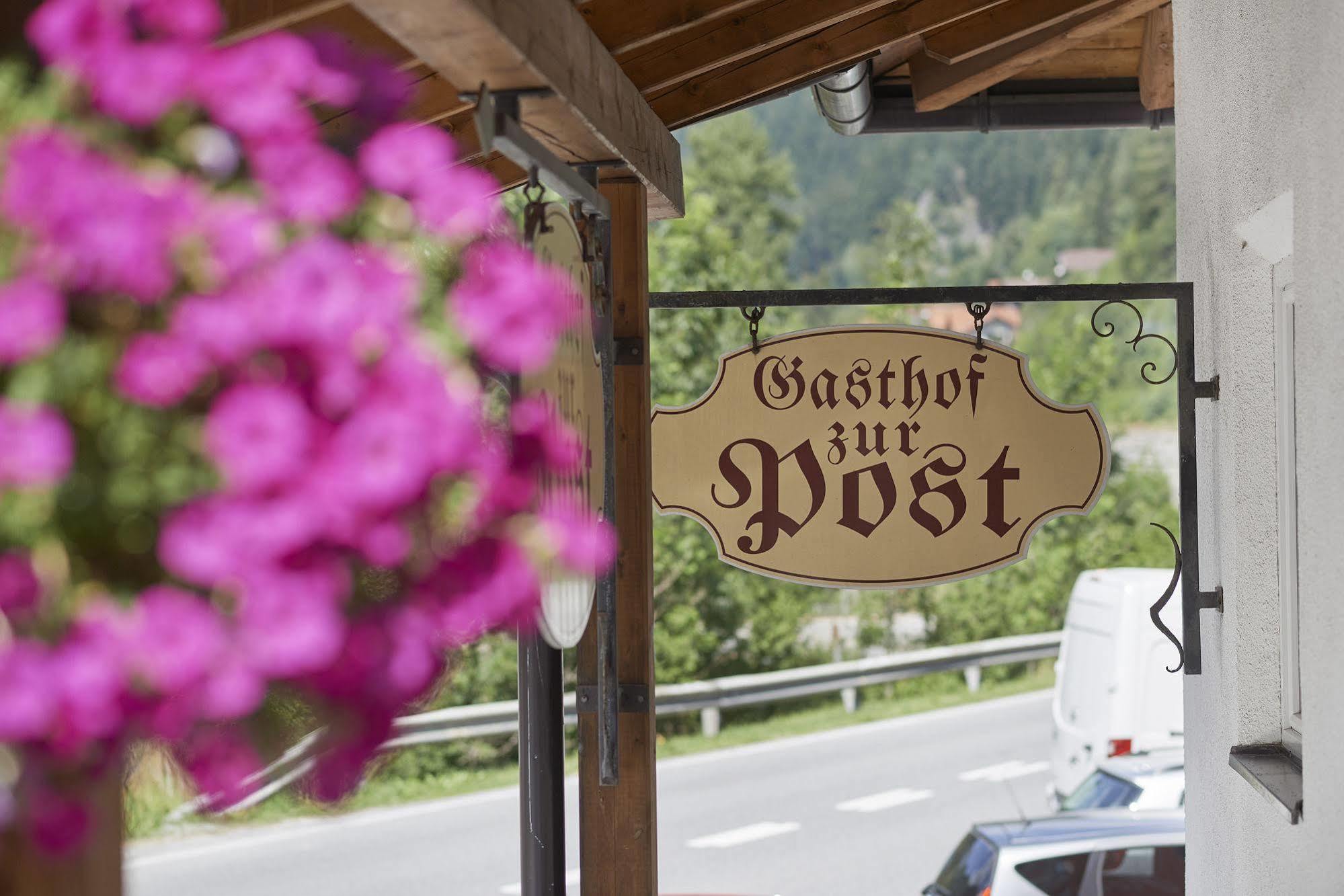 Posthotel Strengen Am Arlberg Esterno foto