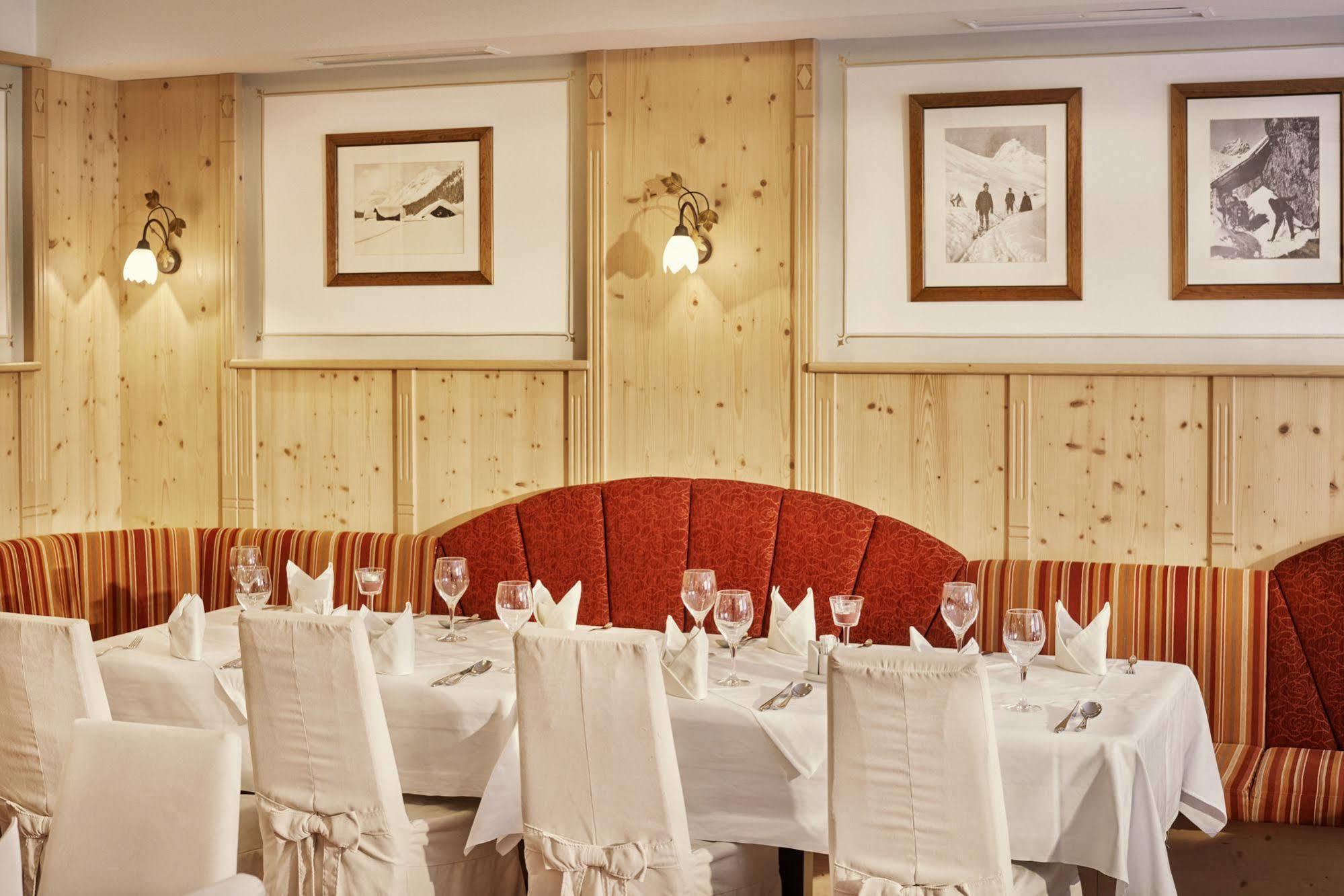 Posthotel Strengen Am Arlberg Esterno foto